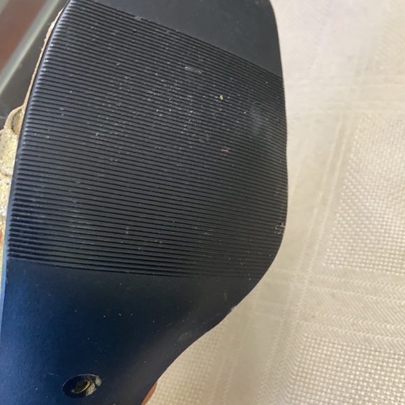 Gold Purse and match Shoes - Picture 7 of 7